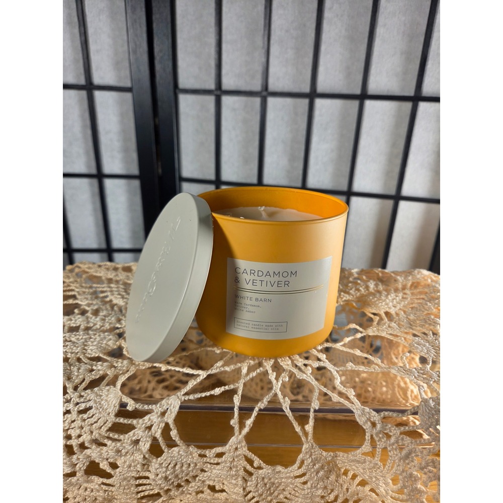 White Barn Cardamom & Vetiver 3-Wick Scented Candle 14.5oz Mustard Yellow Jar - Picture 4 of 6